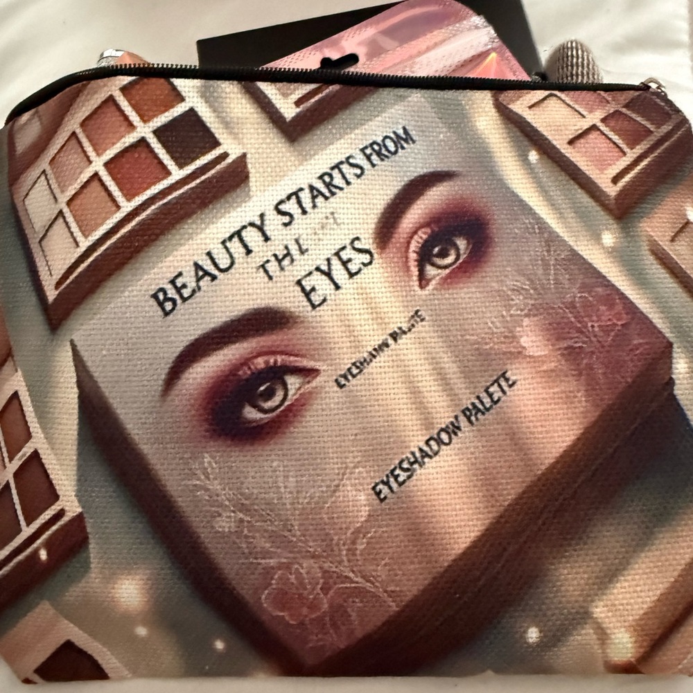 💋Beauty Bomb Bundle💋 - Picture 7 of 12